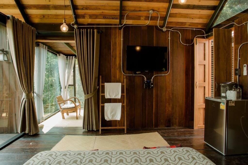Wilderness Treehouse Villa Doi Saket Exterior photo