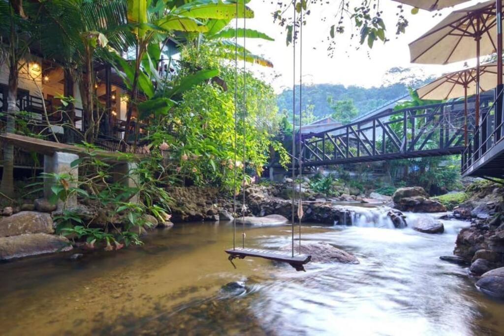 Wilderness Treehouse Villa Doi Saket Exterior photo