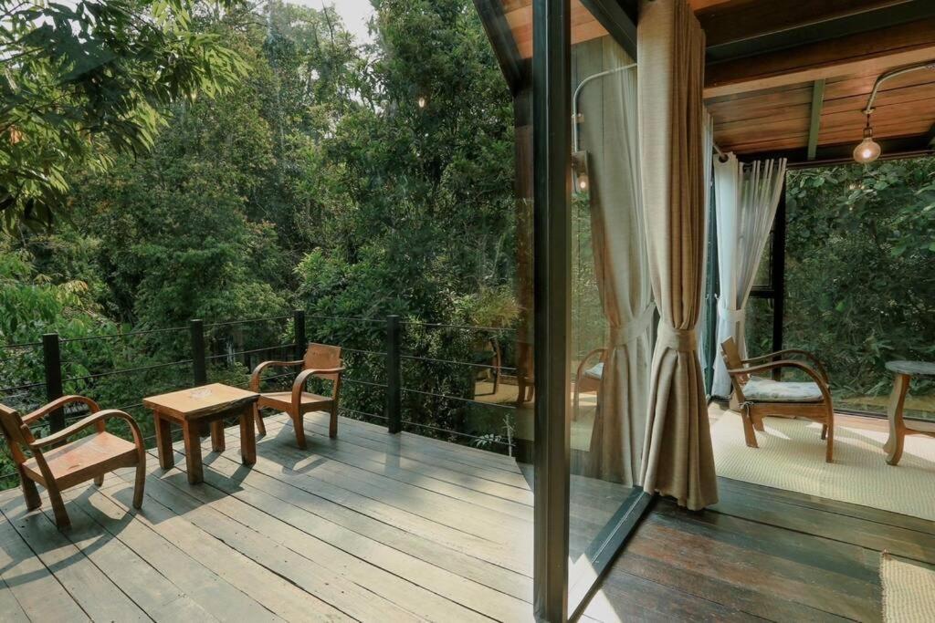 Wilderness Treehouse Villa Doi Saket Exterior photo