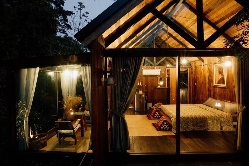 Wilderness Treehouse Villa Doi Saket Exterior photo