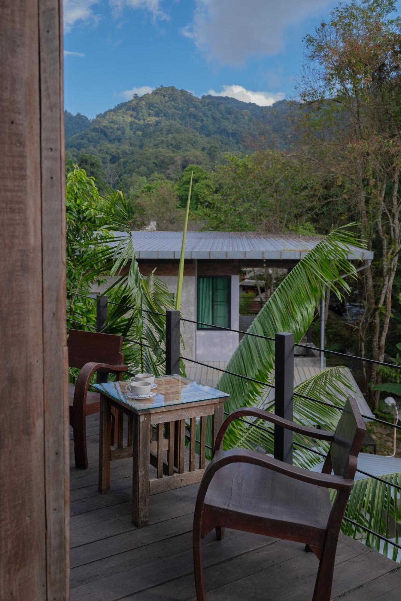 Wilderness Treehouse Villa Doi Saket Exterior photo