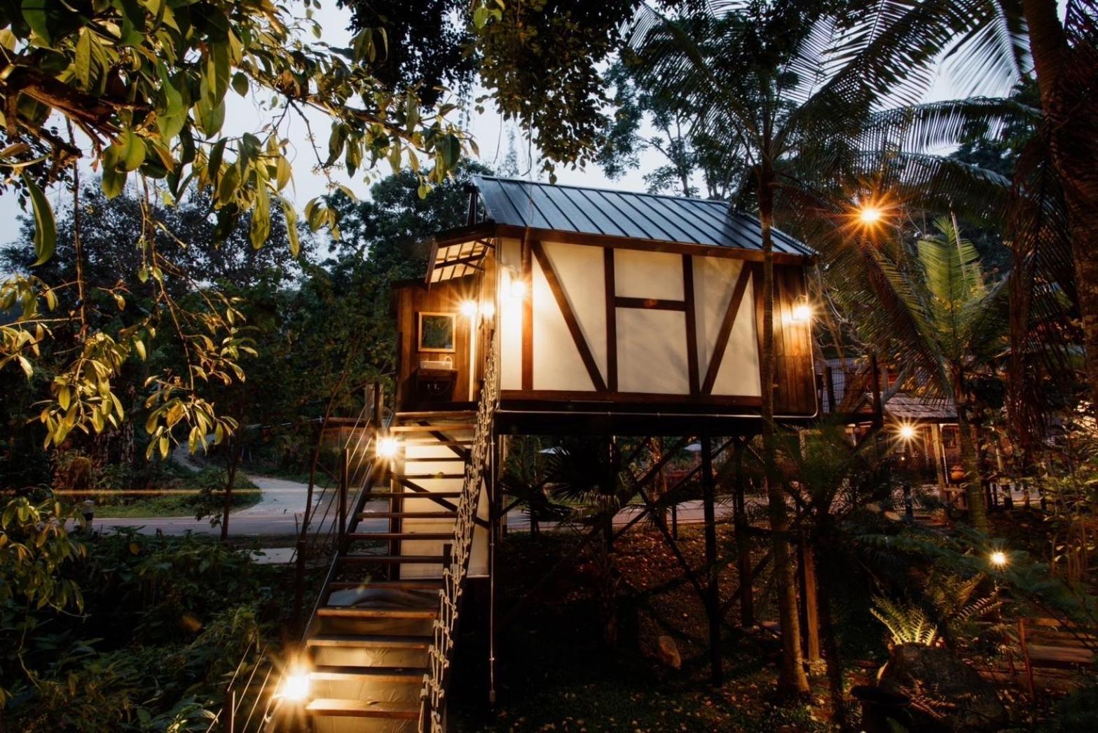 Wilderness Treehouse Villa Doi Saket Exterior photo