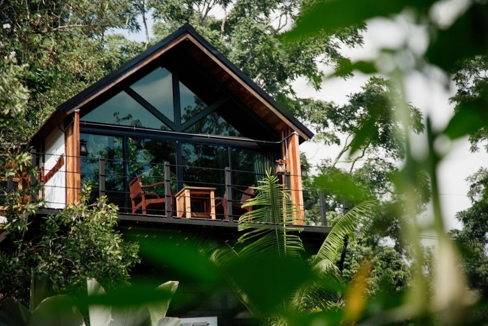 Wilderness Treehouse Villa Doi Saket Exterior photo